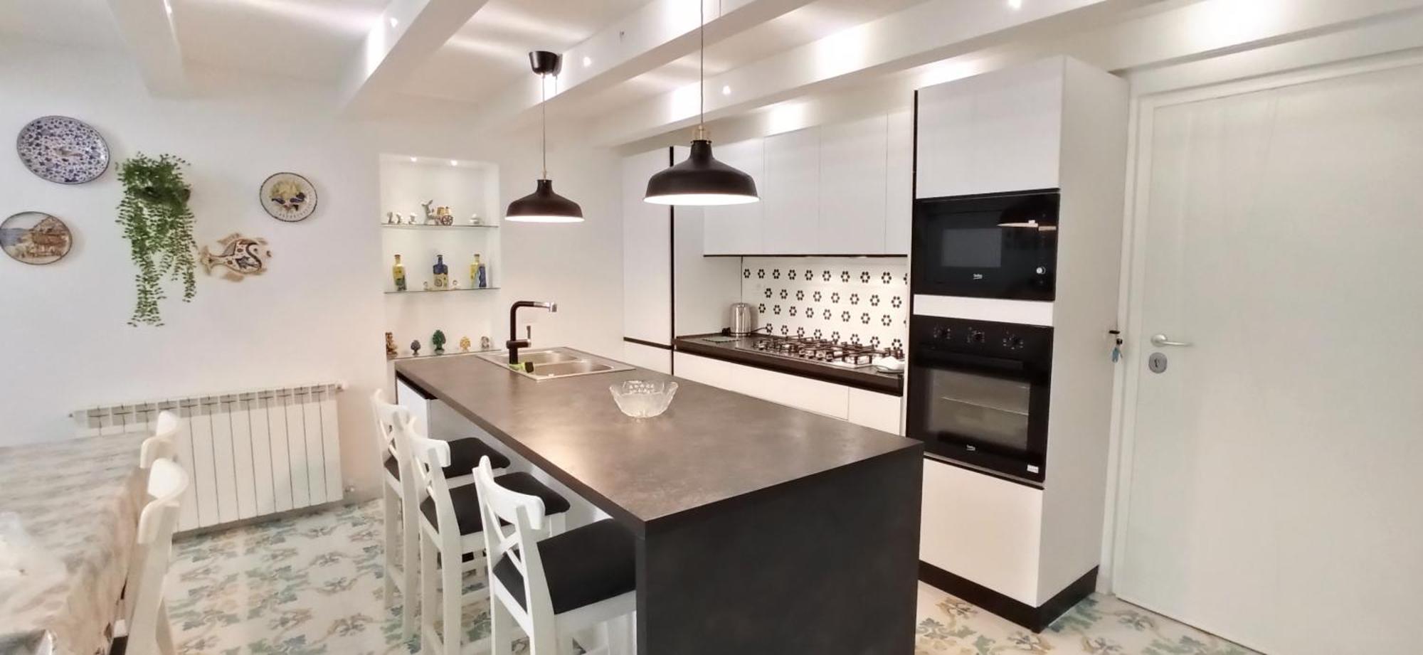 Miele Sweet House Exclusive Apartment ซาแลร์โน ภายนอก รูปภาพ