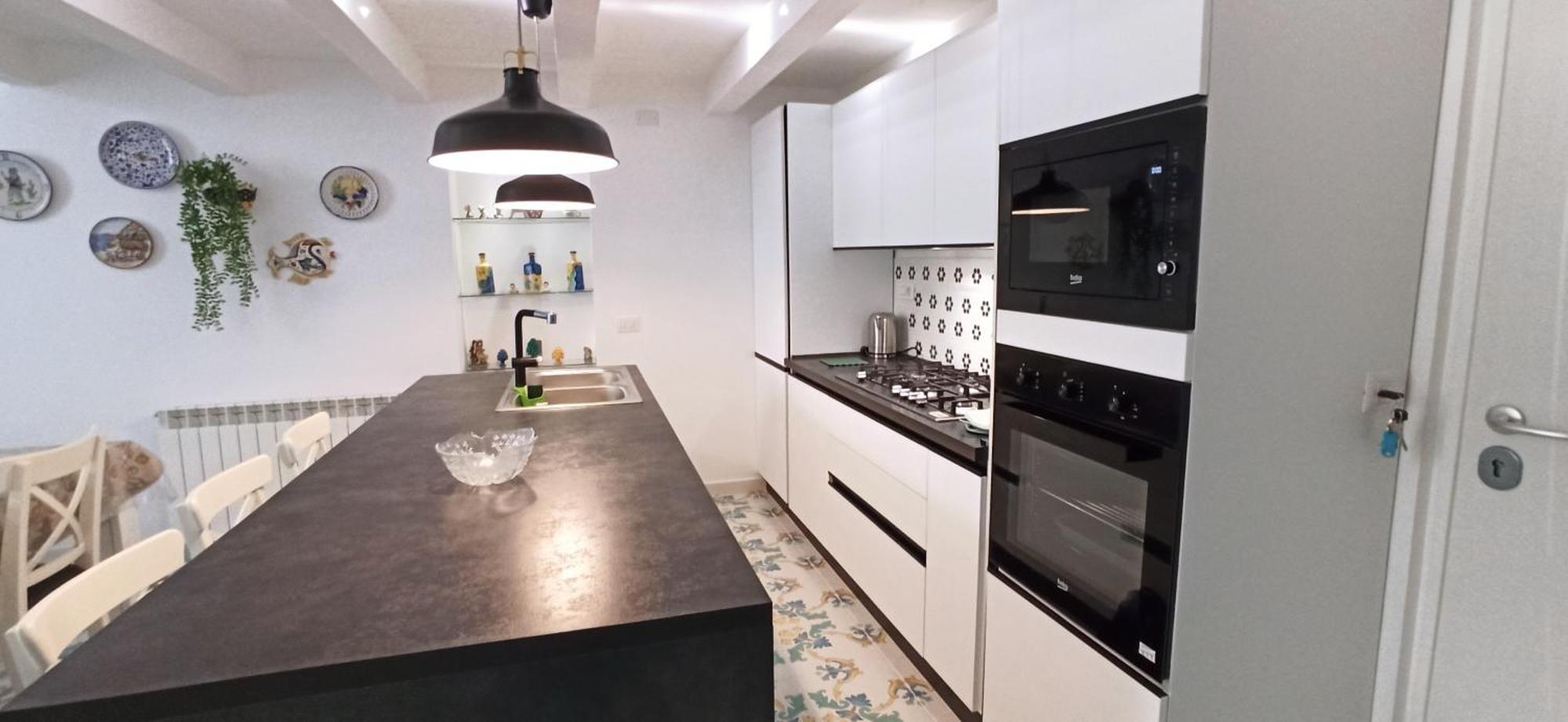 Miele Sweet House Exclusive Apartment ซาแลร์โน ภายนอก รูปภาพ